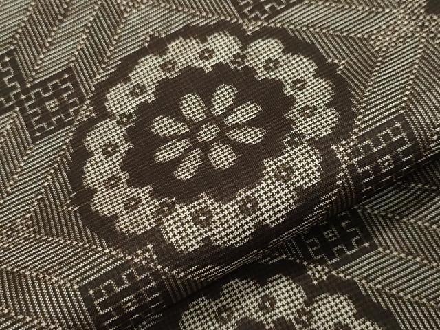 平和屋着物○本場大島紬 龍郷絣 菱吉祥花文 正絹 逸品 CABA1439gh