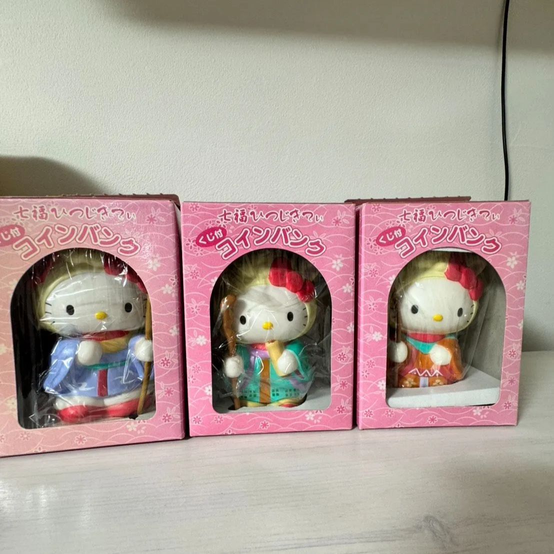 レア☆キティ 七福神キティ 貯金箱 羊キティ 7体セット バンク ☆レア七福ひつじキティちゃん貯金箱コインバンク - メルカリ