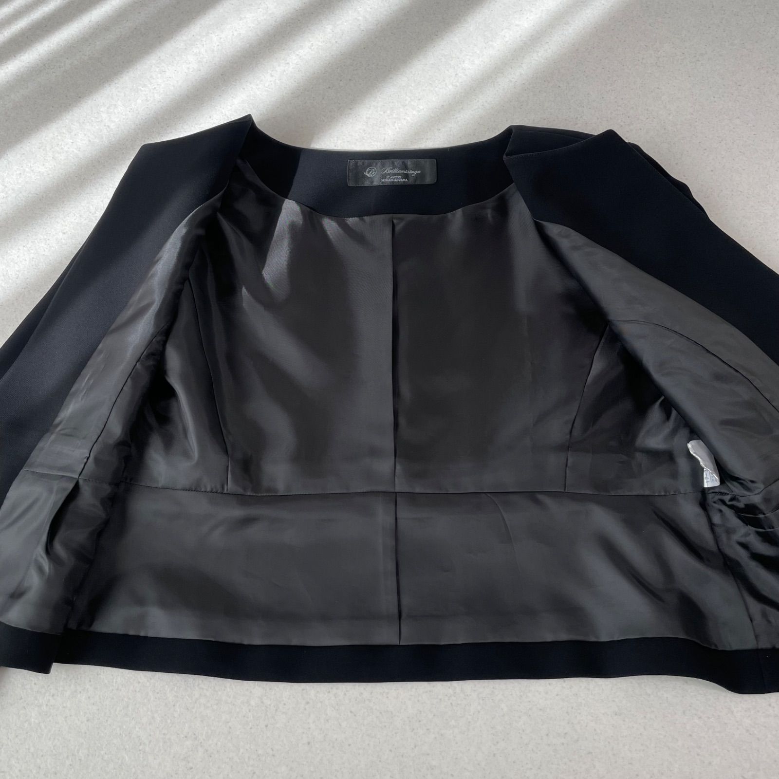 ワンピーススーツ