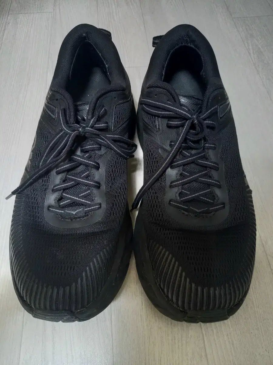 HOKA ONE ONE ホカオネオネ メンズ スニーカー