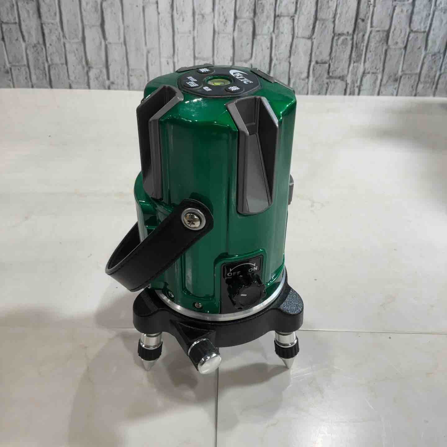 グリーンレーザー墨出し器