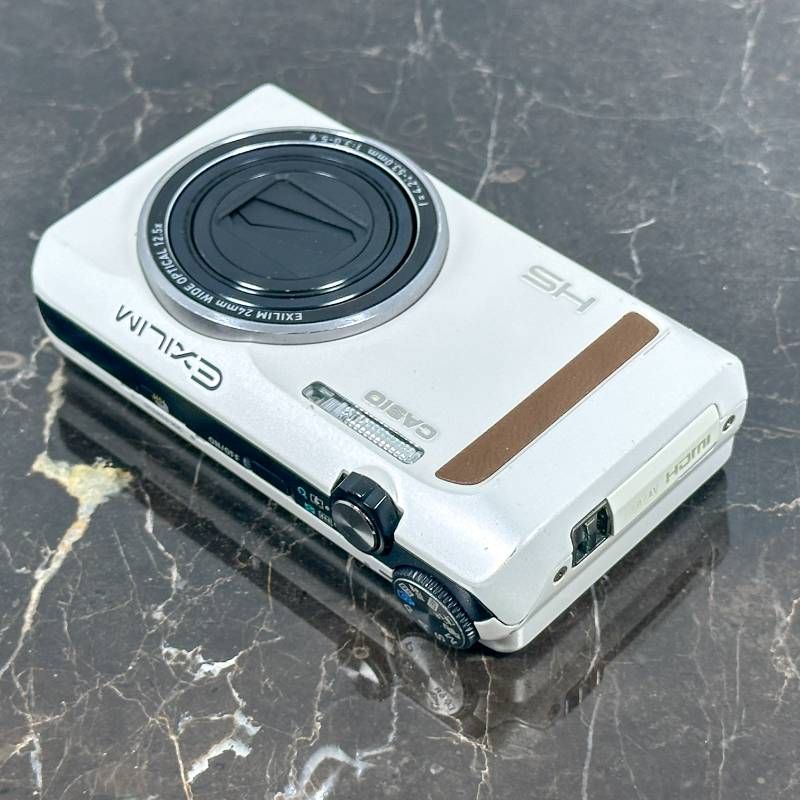 Casio EXILIM EX-ZR400 ホワイト 1610万画素 裏面照射CMOS 光学