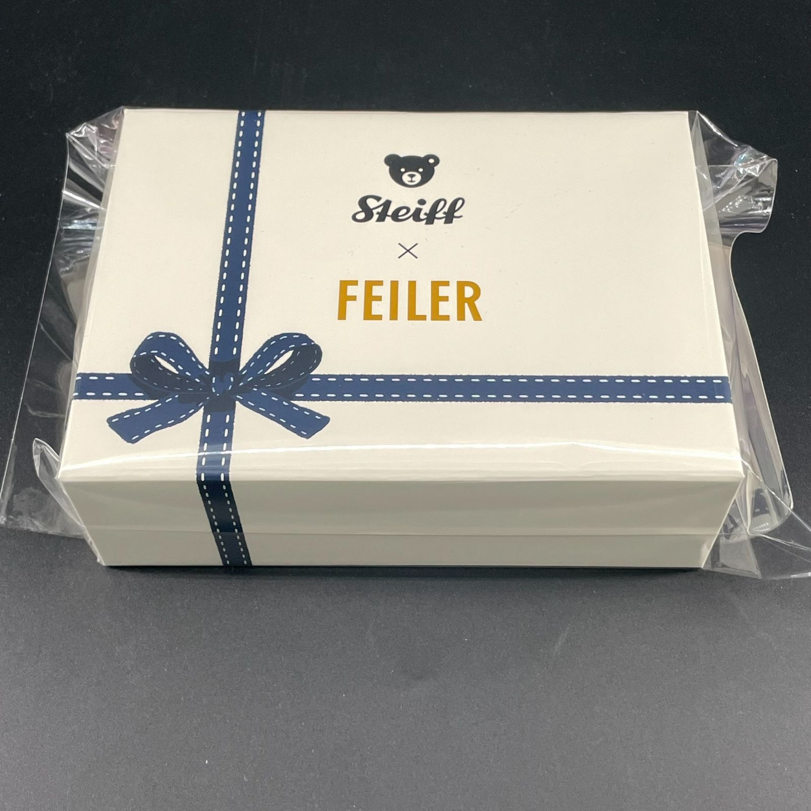 フェイラー シュタイフティディベア キーリング ハンカチ ボックス付き