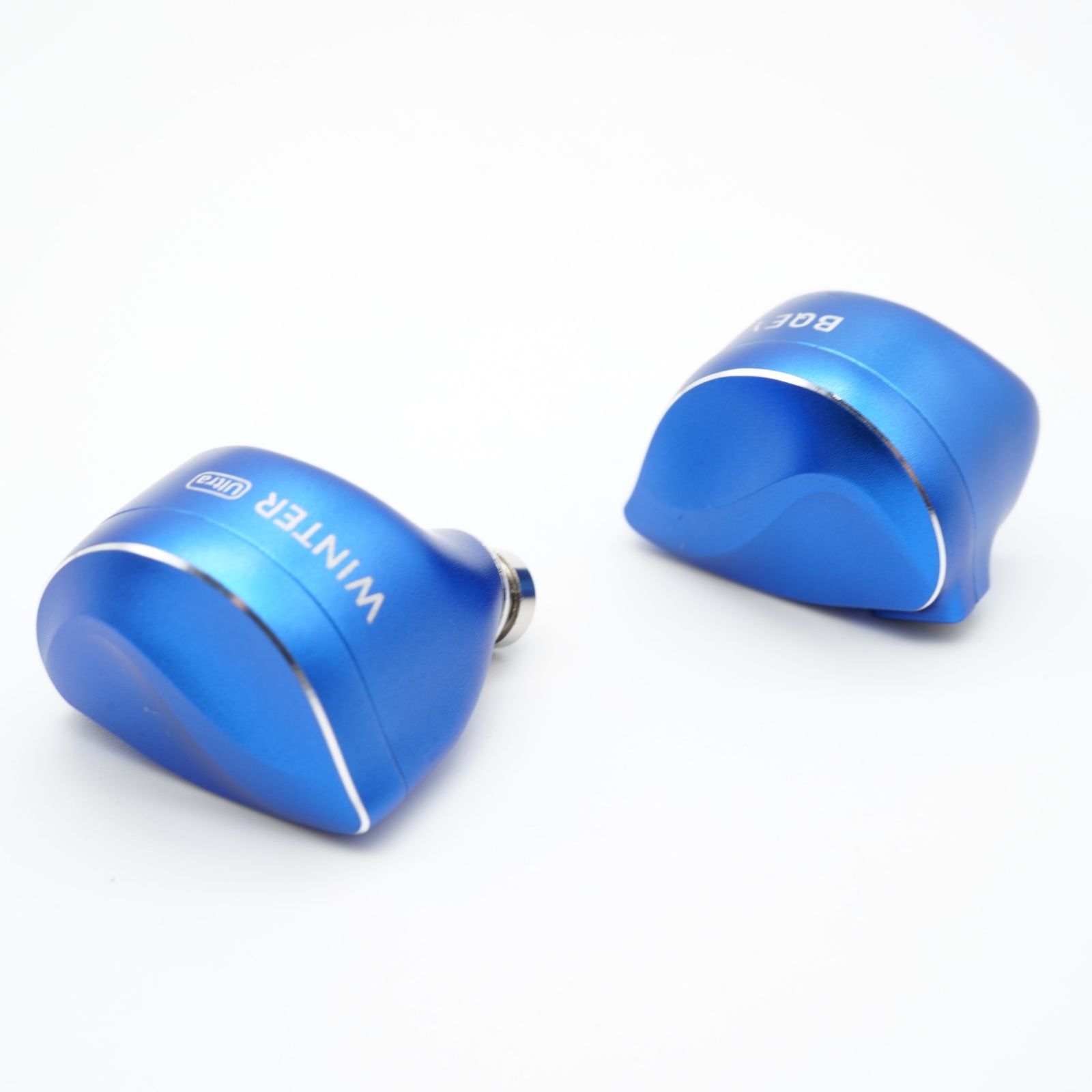 BQEYZ 骨伝導 ダイナミックイヤホン Winter Ultra 3 5 mm 4 イヤホンケース付き あると嬉しい元箱 ケース付