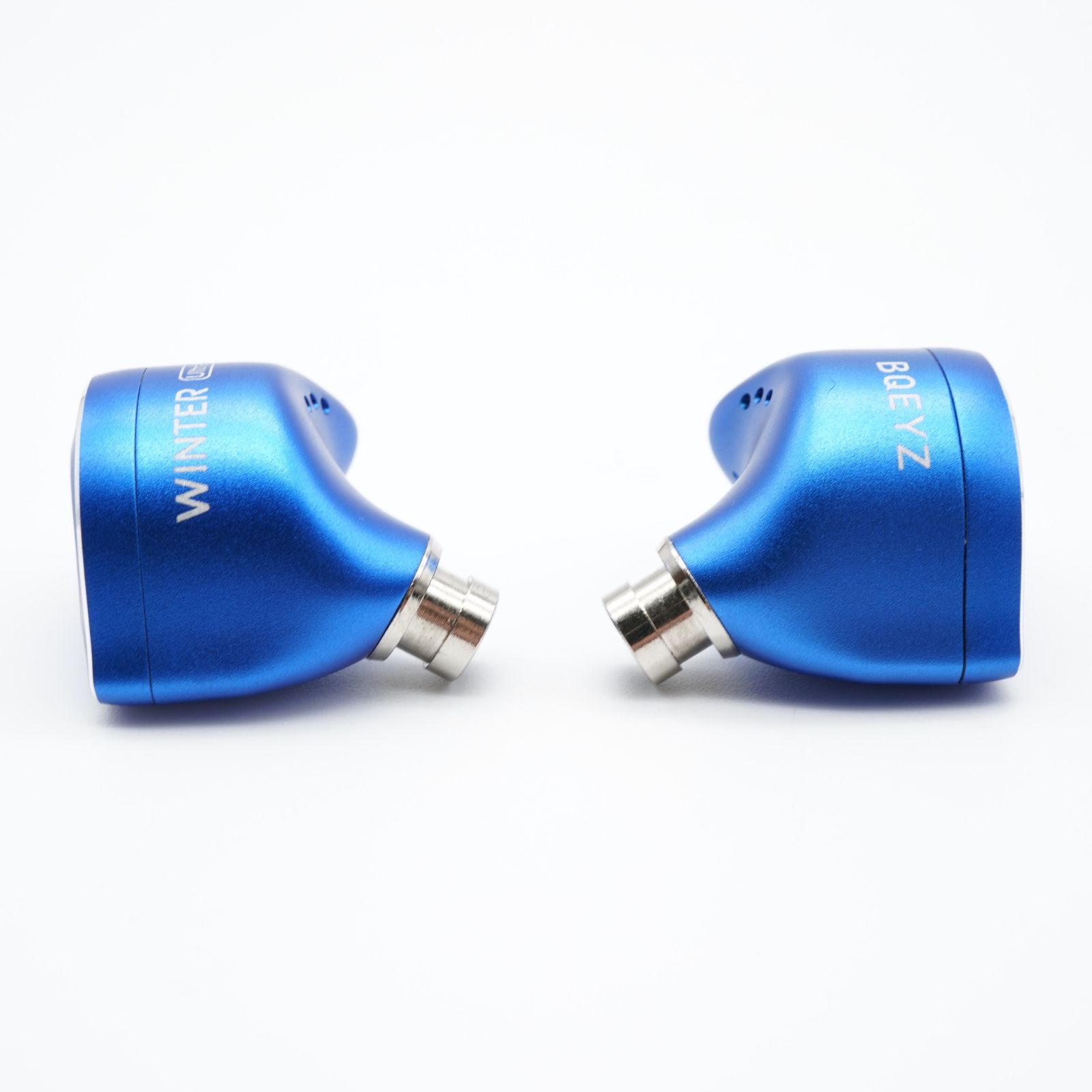  BQEYZ 骨伝導 ダイナミックイヤホン Winter Ultra 3 5 mm 4 イヤホンケース付き あると嬉しい元箱 ケース付 その他 カメラ