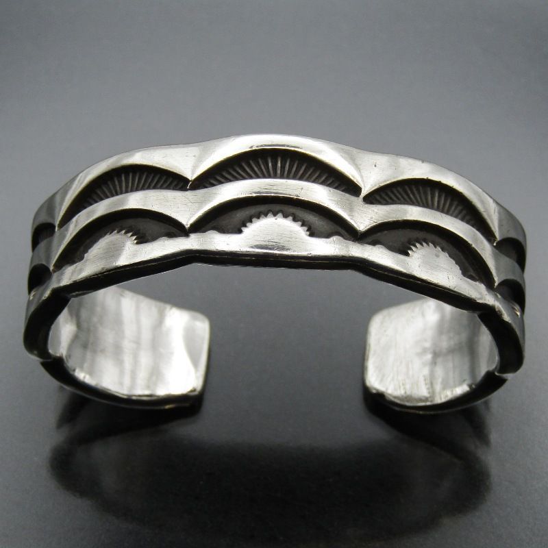 Emerson Bill ナバホ族 バングル スタンプワーク ヘビーゲージ