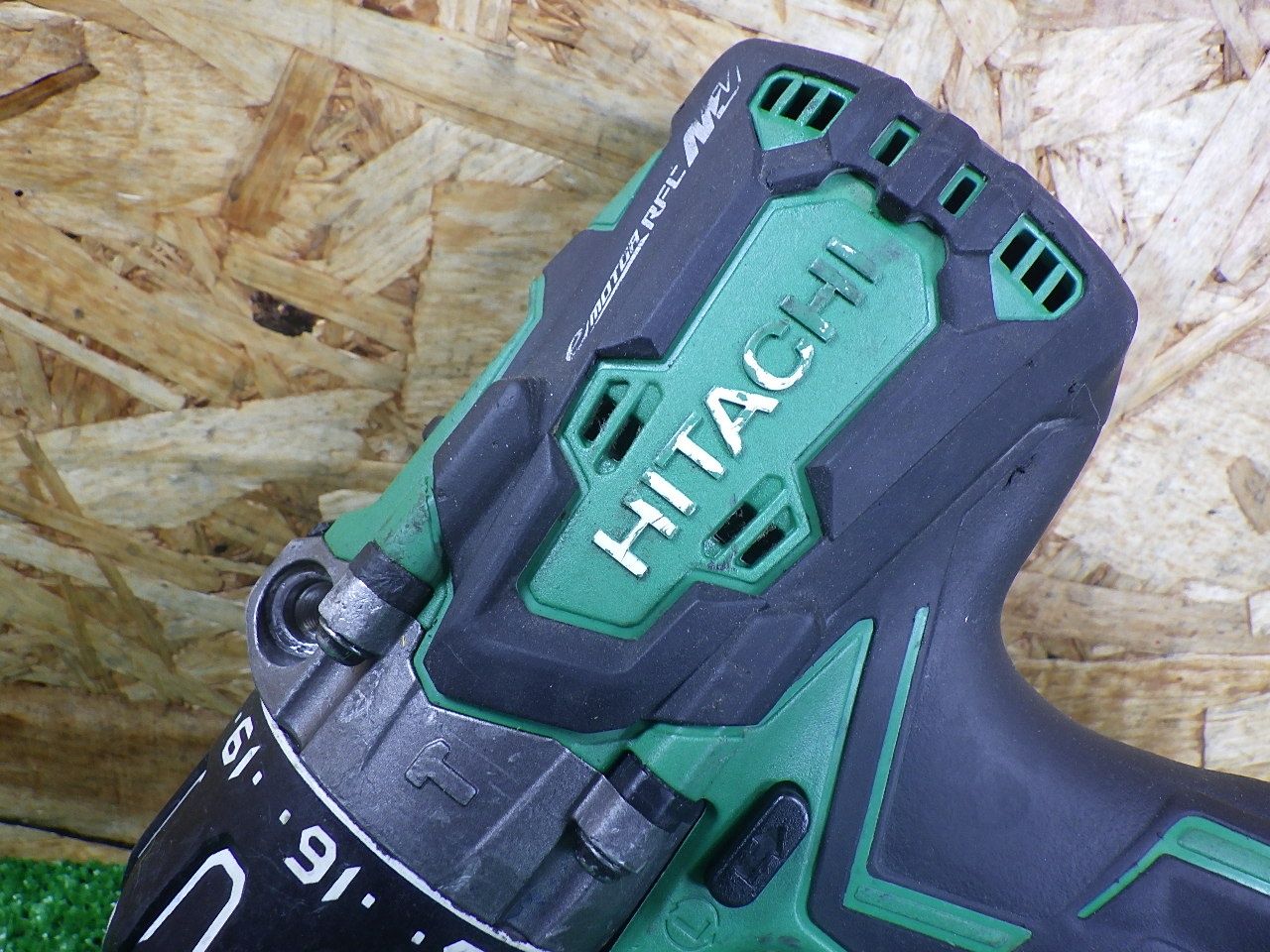 日立工機 13 mm コードレス振動ドライバドリル DV 36 DA 本体のみ 充電式 Vタイプ 電動工具 品