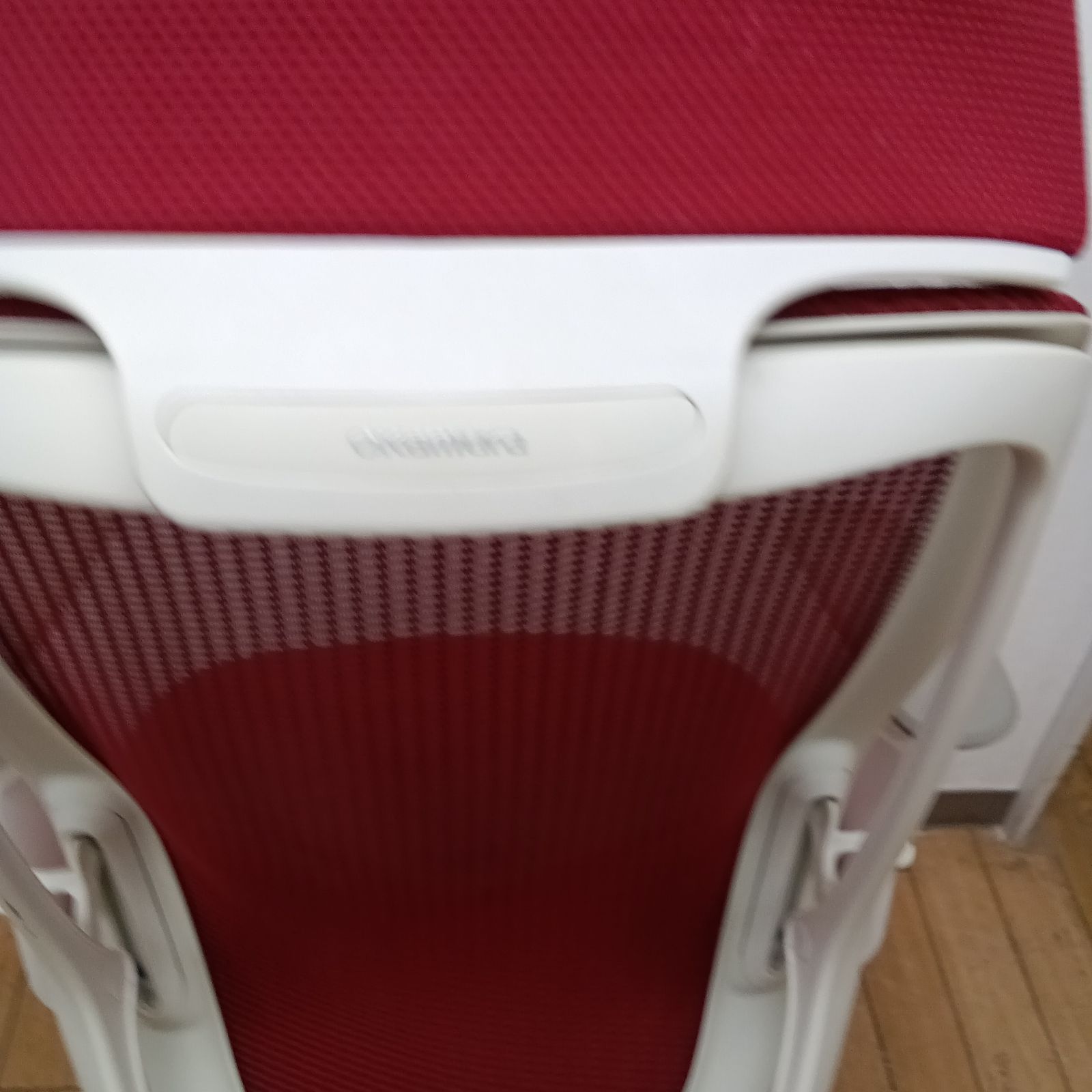 リユースのサカイつくば店 OKAMURA オカムラ シルフィーヘッドレスト可動肘背 メッシュチェア 管理1208 01 高さ調整 オフィスチェア ワークチェア 椅子 チェア