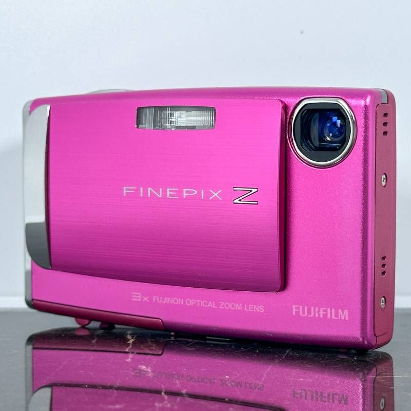美品】FUJIFILM FinePix Z10fd ピンク 724万画素 光学3倍ズーム 手ブレ
