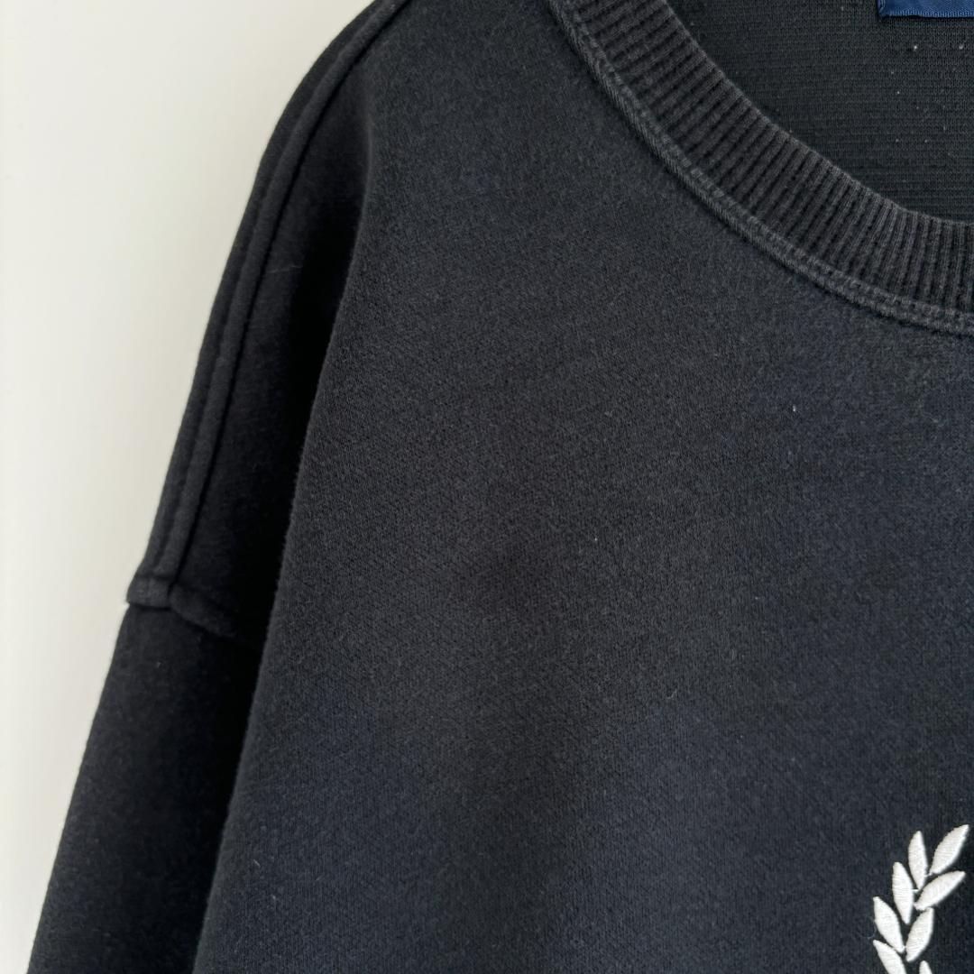 90s FRED PERRY フレッドペリー デザインスウェット 刺繍 ヒット