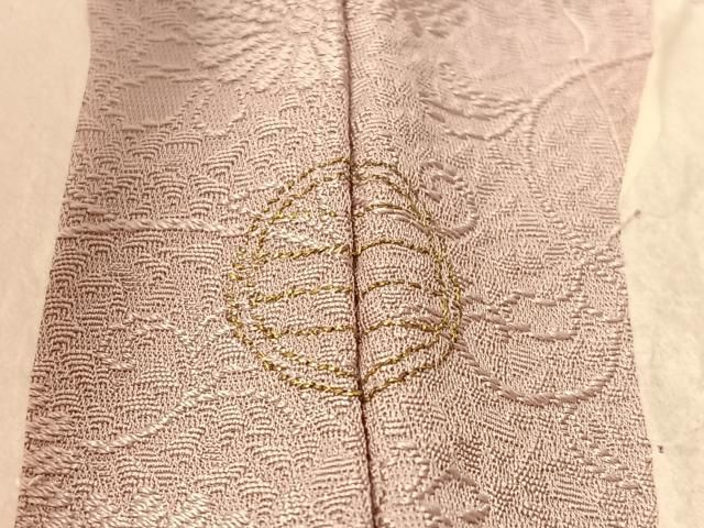  平和屋着物 上質な色無地 菊唐草地紋 撫子色 正絹 vp 色無地 着物