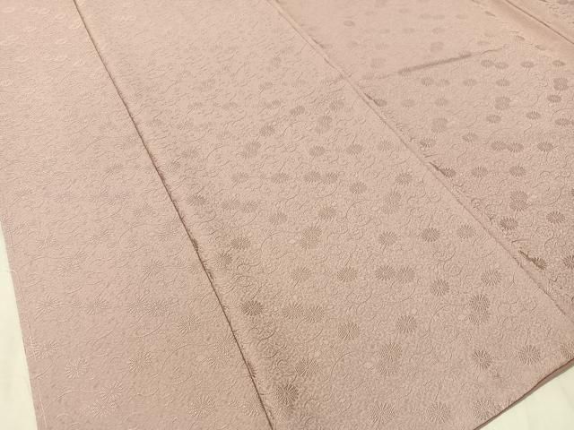 上質な色無地 菊唐草地紋