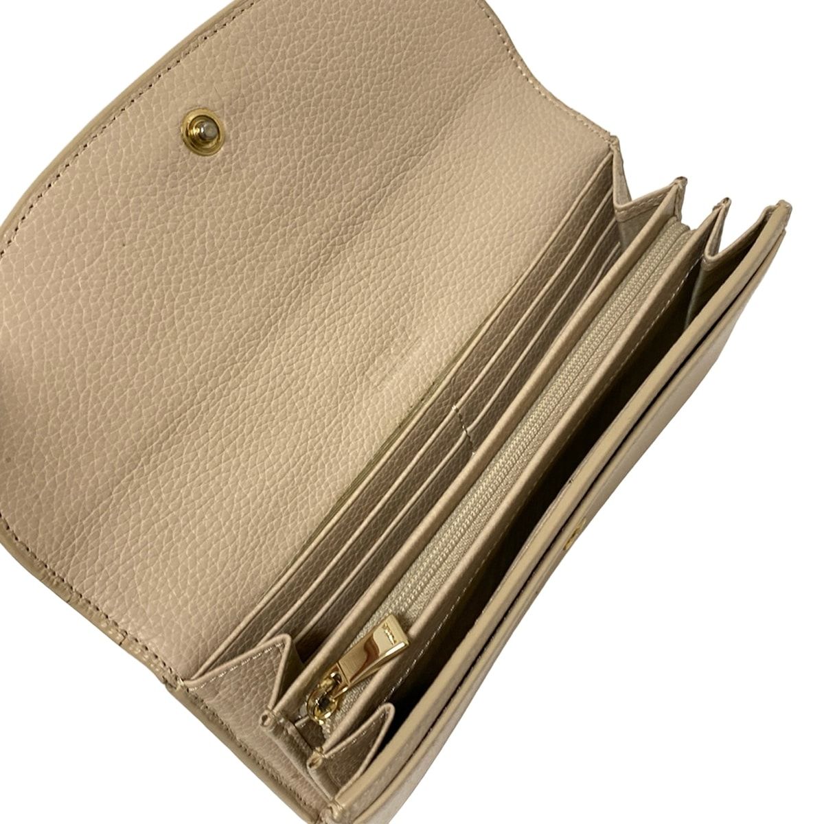 【✨新品・未使用✨】FURLA ベージュレザー長財布　半額以下　✨ FURLA(フルラ) 長財布 - ベージュ レザー - メルカリ