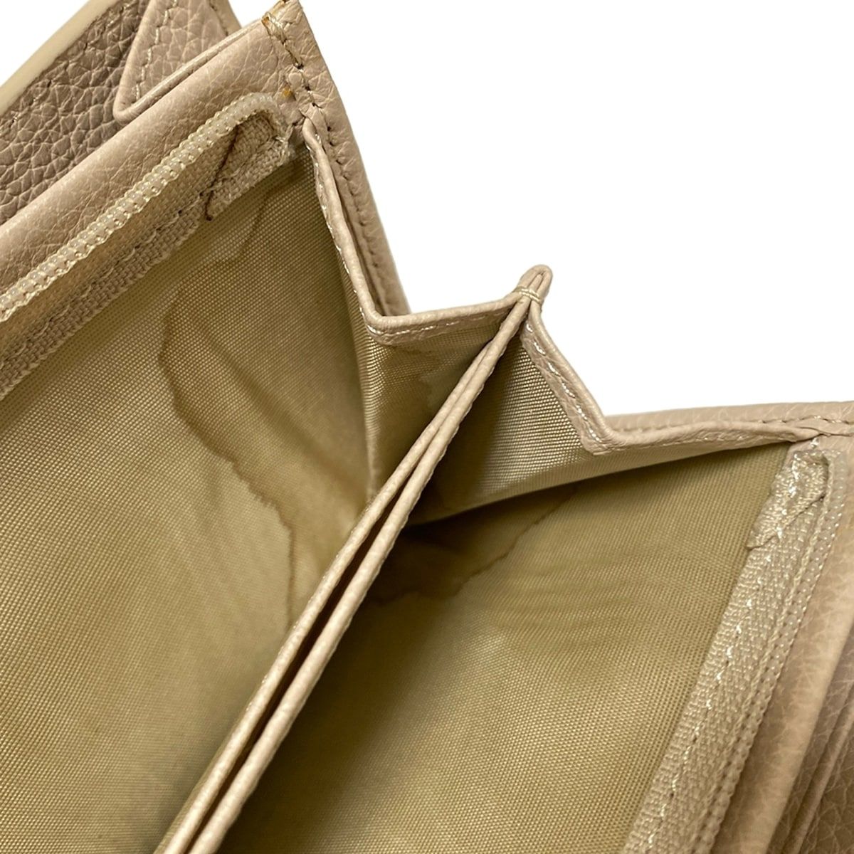 FURLA(フルラ) 長財布 - ベージュ レザー - メルカリ