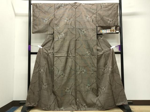 平和屋着物○本場大島紬 7マルキ 泥染め 舞花文 重村正巳作 鈴乃屋扱い