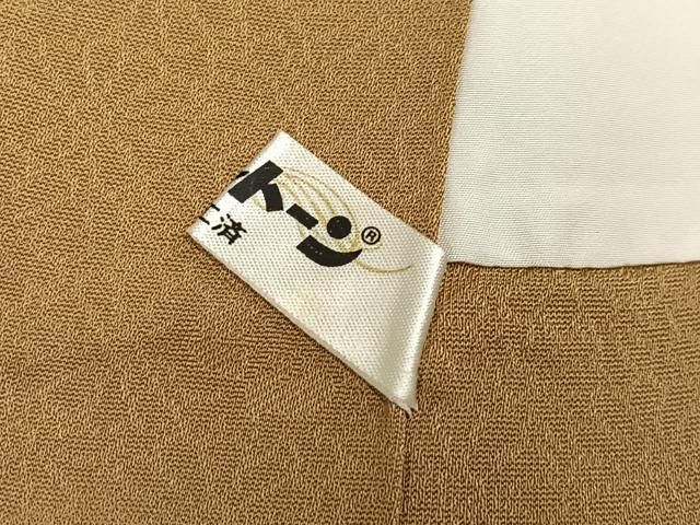 上質な色無地 花尽くし