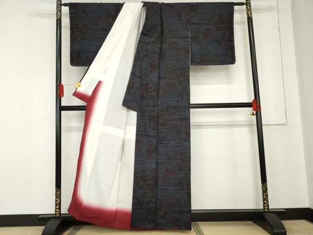 平和屋着物○本場結城紬 重要無形文化財 80亀甲 エ霞み吉祥草花文 正絹