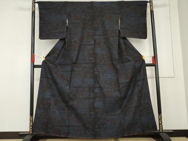 平和屋着物●本場結城紬　重要無形文化財　80亀甲　エ霞み吉祥草花文　正絹　逸品　未使用　AABE0196cs 平和屋着物○本場結城紬 重要無形文化財 80亀甲 エ霞み吉祥草花文 正絹