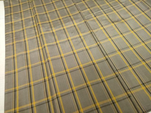 平和屋着物○本場黄八丈 平織 紬 格子 三越扱い 証紙付き 正絹 逸品