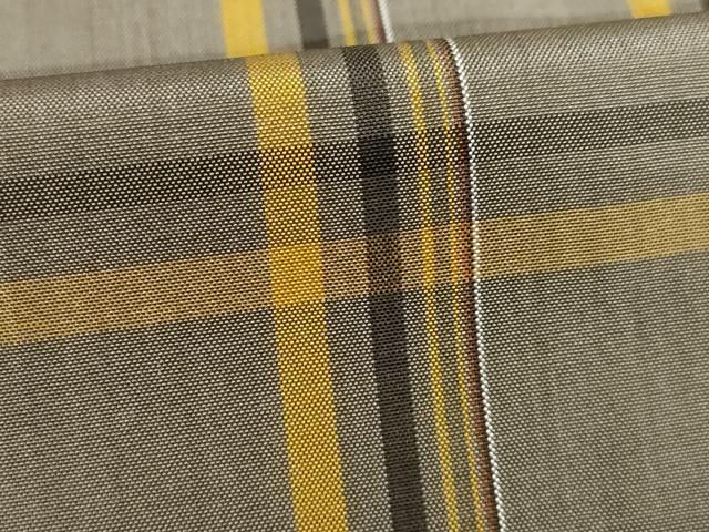 平和屋着物○本場黄八丈 平織 紬 格子 三越扱い 証紙付き 正絹 逸品