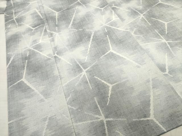  平和屋着物 男性 本場大島紬 白大島 カタス7マルキ 総絣 割付霞文 暈し染め 多なべ織物謹製 証紙付き 正絹 ck 着物 着物 浴衣