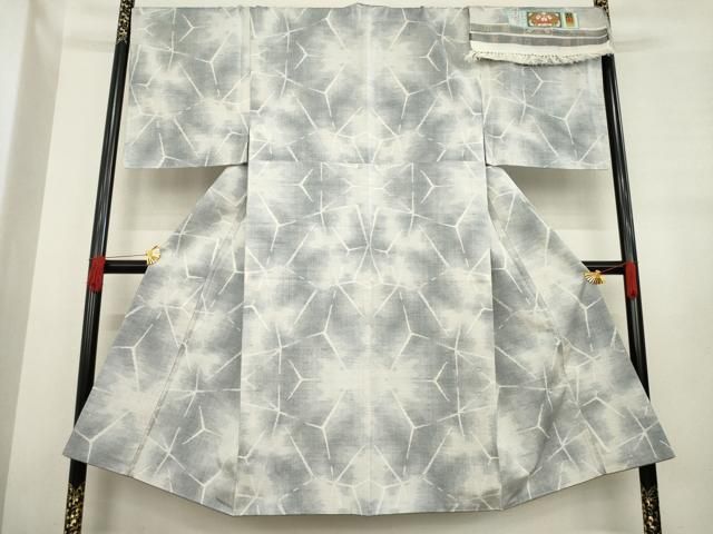 平和屋着物 男性 本場大島紬 白大島 カタス7マルキ 総絣 割付霞文 暈し染め 多なべ織物謹製 証紙付き 正絹 ck