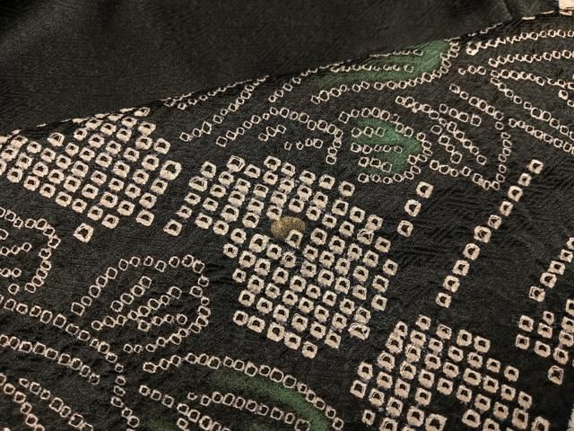 平和屋着物○訪問着 絞り 草花文 黒地 正絹 逸品 AABE2573ph - メルカリ