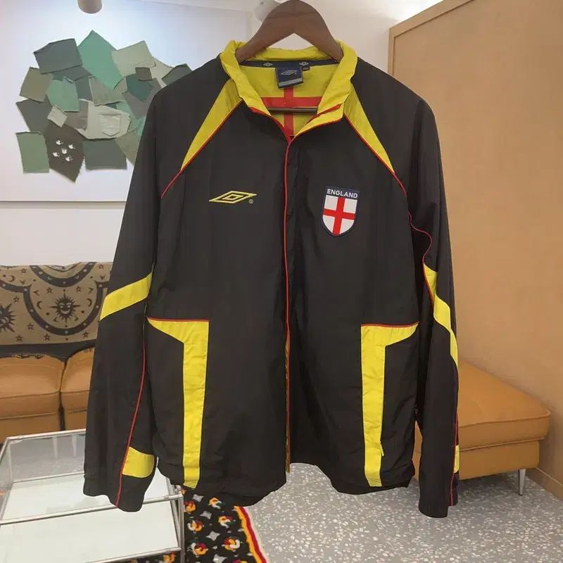 アンブロ イングランド サッカー オーバーサイズ ウィンドブレーカー