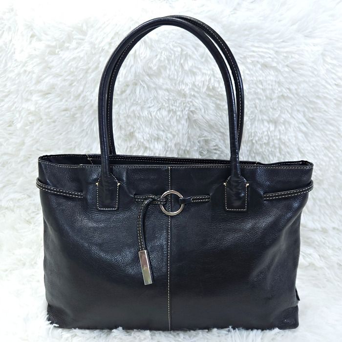 アニエスベーボヤージュ agnes b. VOYAGE レザー A4収納可能 肩掛け