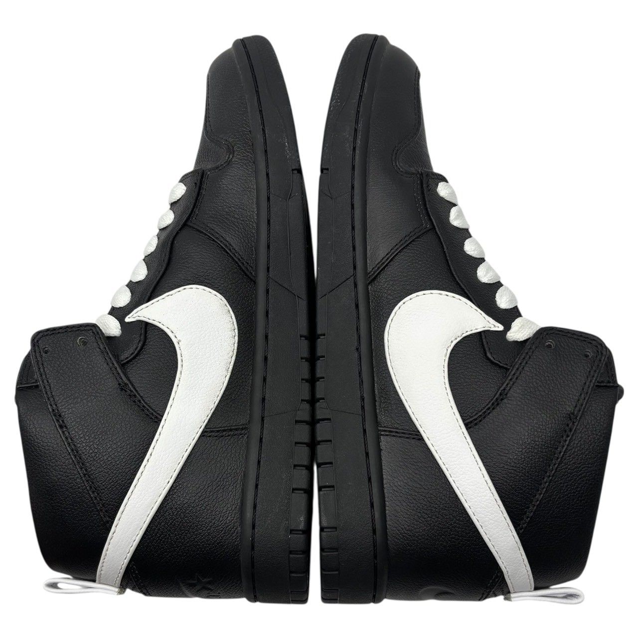 NIKE×Riccardo Tisci(ナイキ×リカルドティッシ) Dunk Mid Lux Chukka