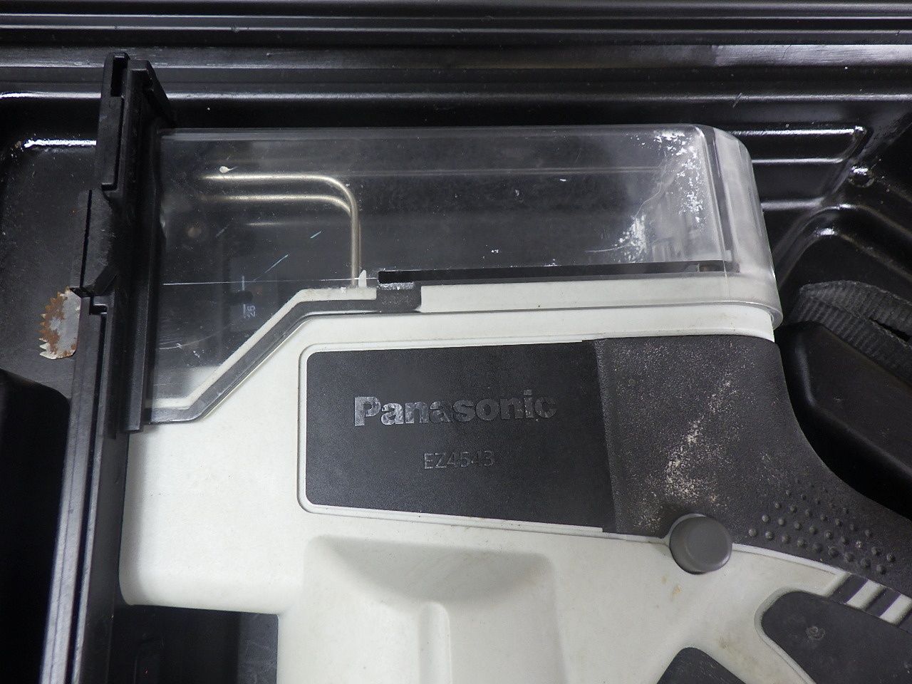 パナソニック 14.4 V 充電式角穴カッター EZ 4543 充電器･バッテリー ･ケース付 電動工具 Panasonic 品