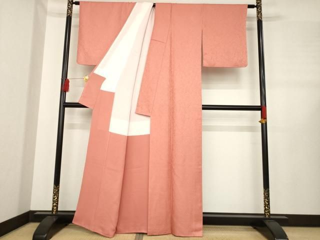 上質な色無地