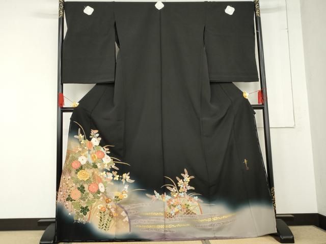 平和屋着物○京友禅の第一人者 松井青々 黒留袖 駒刺繍 流水枝花文