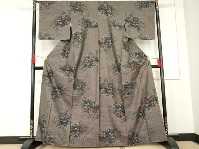 平和屋着物●本場大島紬 泥染め カタス7マルキ 草花文 正絹 ♥ cs