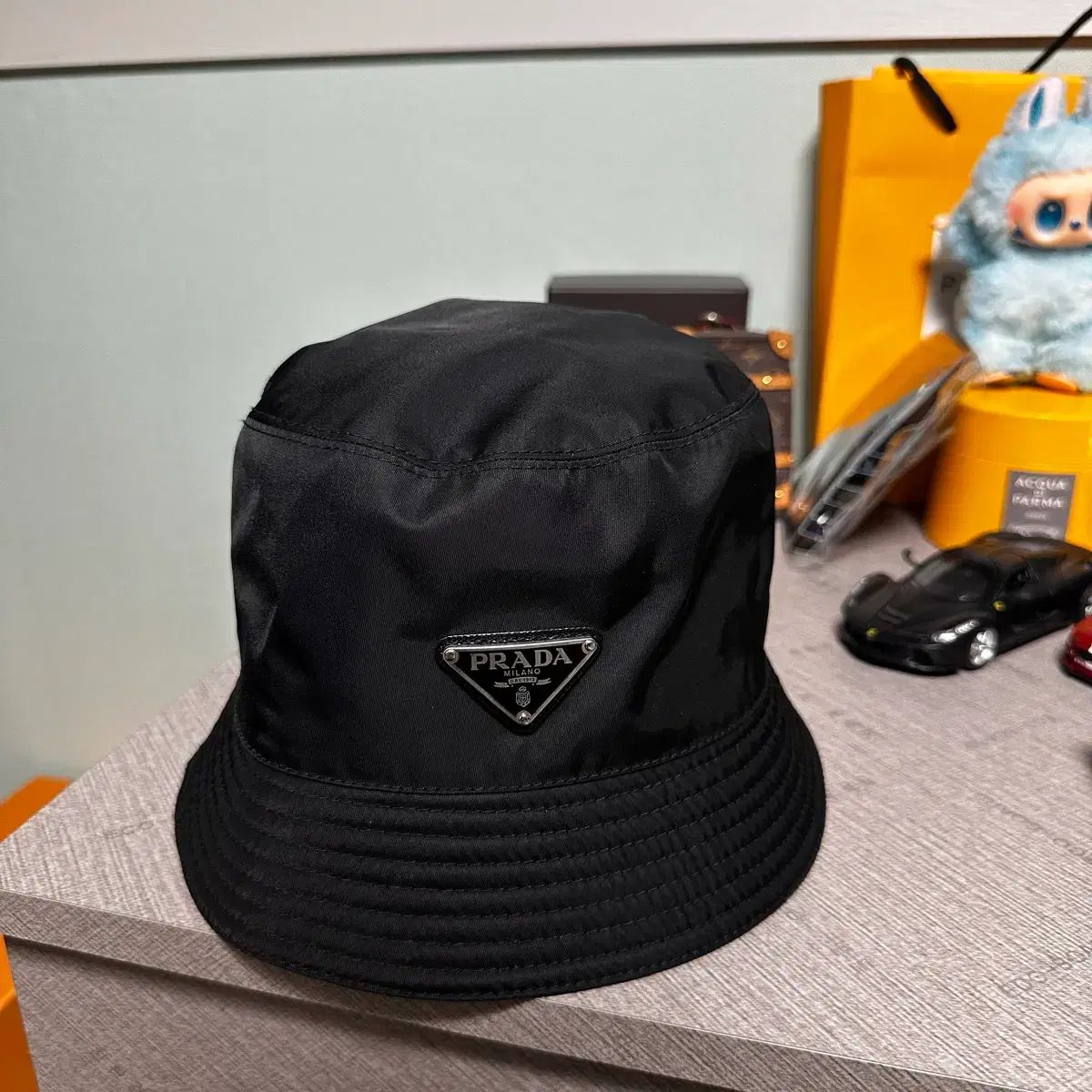 新モデル プラダ サファイア バケットハット m