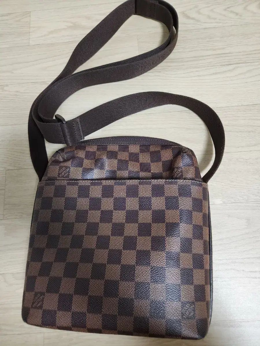 ルイヴィトン ダミエ クロスバック ブラウン