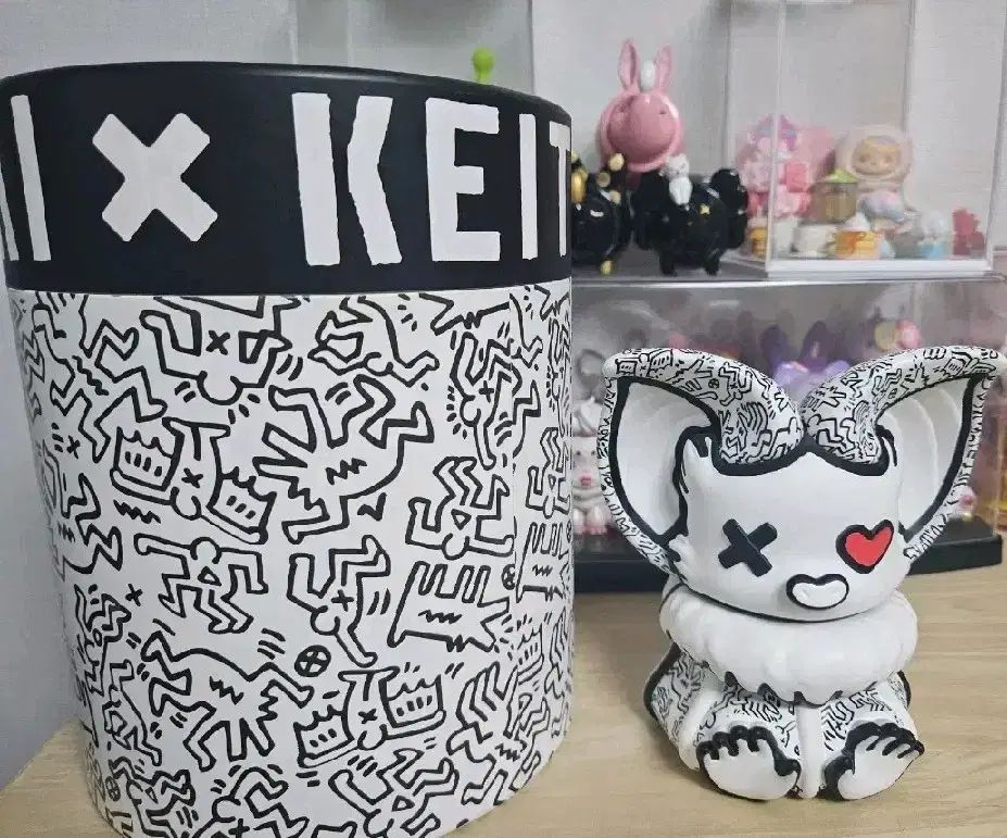 POP MART KITH(キス)ヘリング x ヨキ コラボ big アウトレット KITH