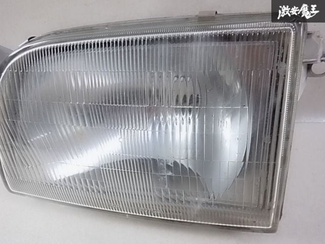 トヨタハイエース100系ハロゲンKOITO 26-89 トヨタ ハイエース 100系 純正 左 ハロゲンヘッドライト KOITO26-89