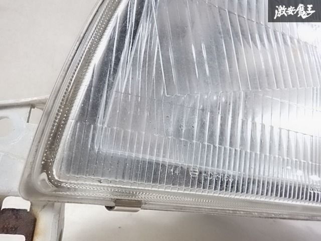 当時物トヨタ 純正 100系 ハイエース バン ハロゲン ヘッドライト