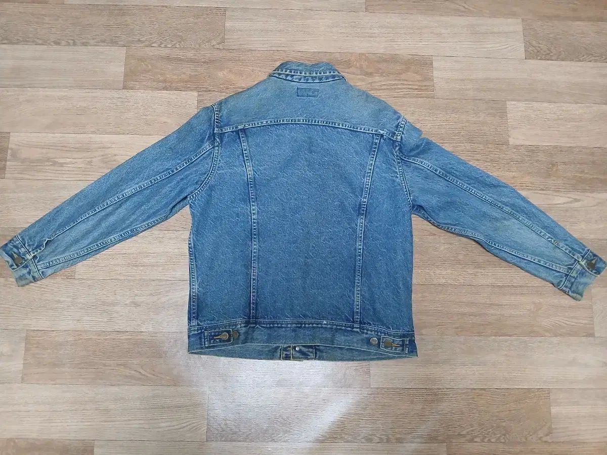 【90〜00s】 Lee リー トラッカージャケット 90s Leeリー 】三角タグ 復刻 1411 トラッカー デニムジャケット