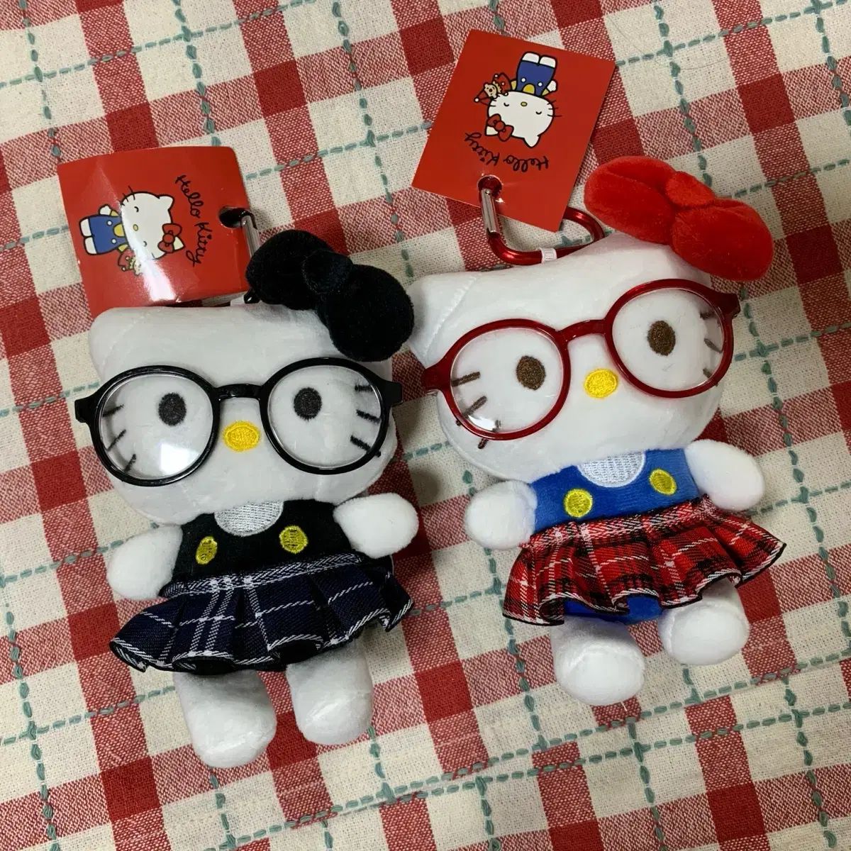 きっちりメガネ ハローキティ キーホルダー