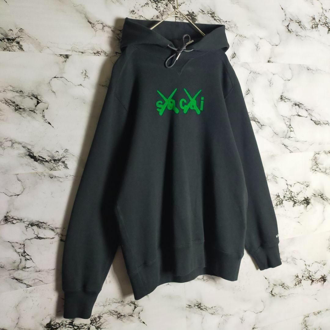 激レア】sacai × KAWS パーカー 1(M相当) 黒 フェルトロゴ コラボ