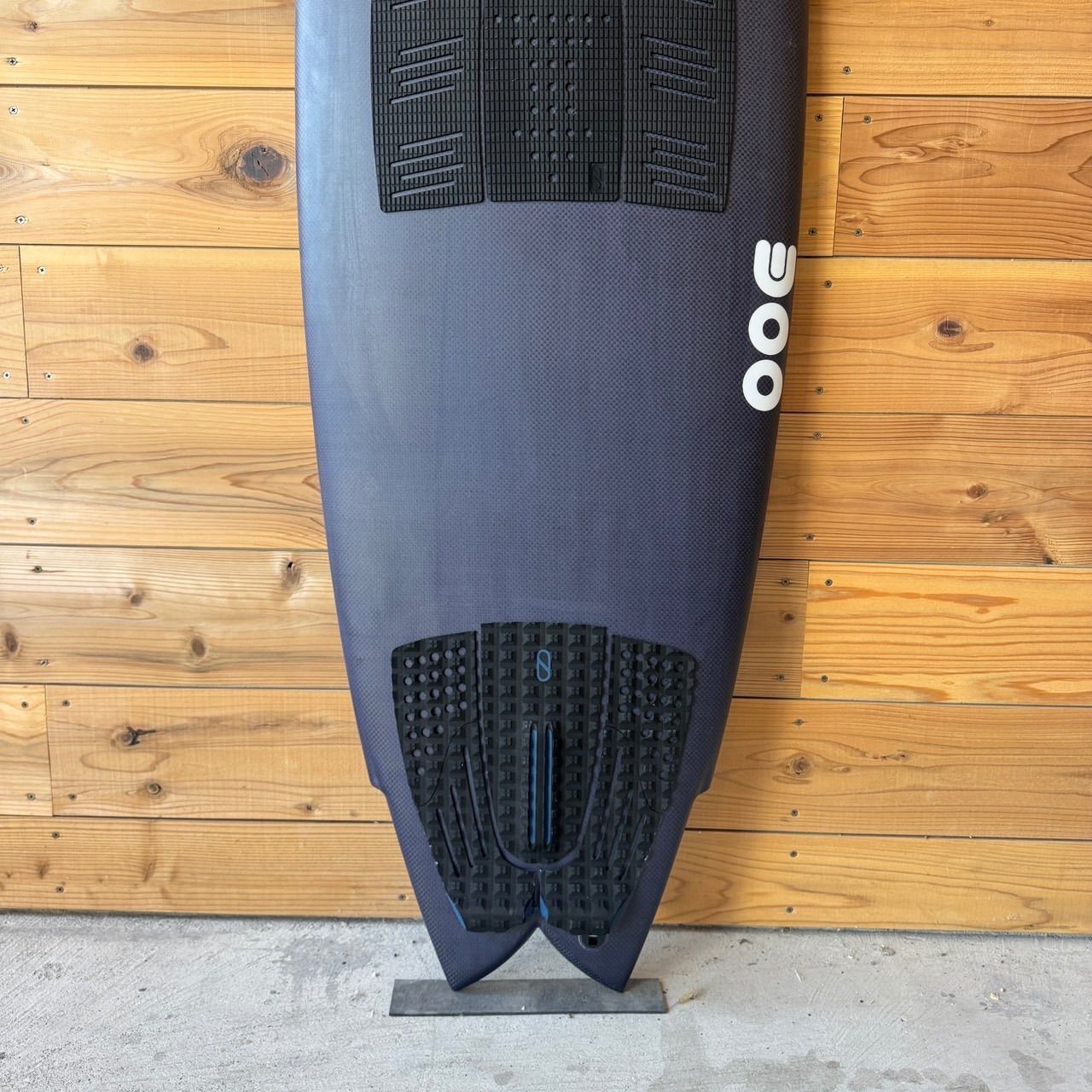 美中古 サーフボード MIKE WOO マイクウー ION TWIN 6'4 39.0L FULL