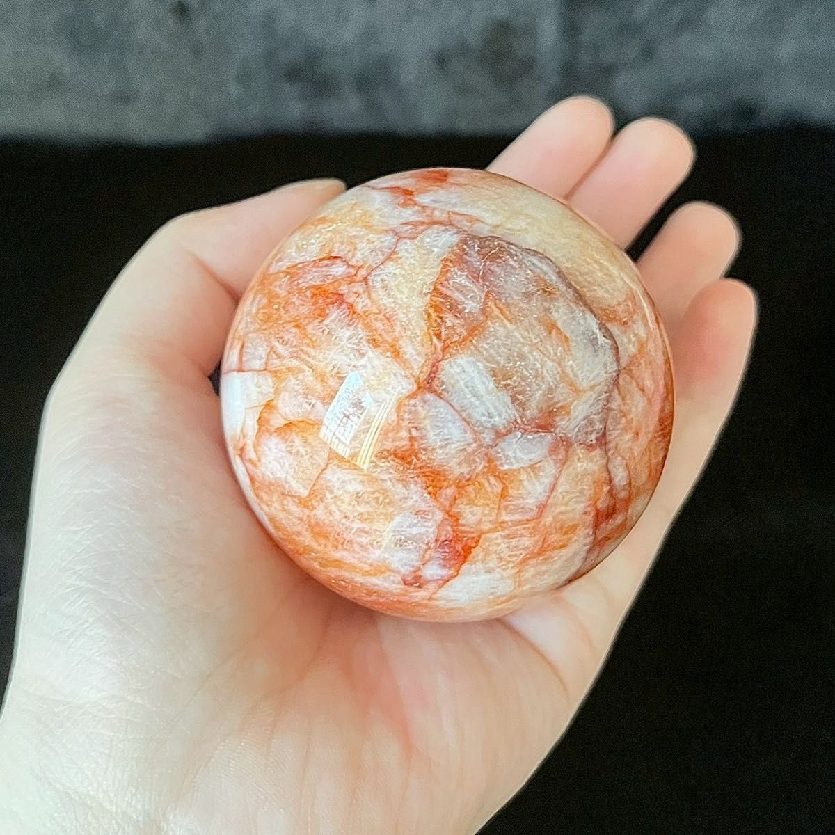  334g レッドファイアーヘマタイトクォーツ スフィア 原石 浄化 天然石 丸玉 インテリア 置物 鉛筆立て 置物 インテリア小物