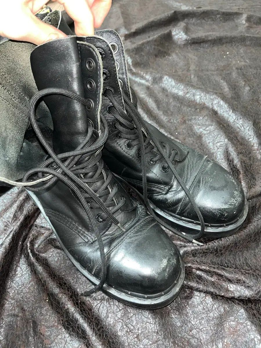 DR. MARTENS ドクターマーチン ウォーカーブーツ UK8