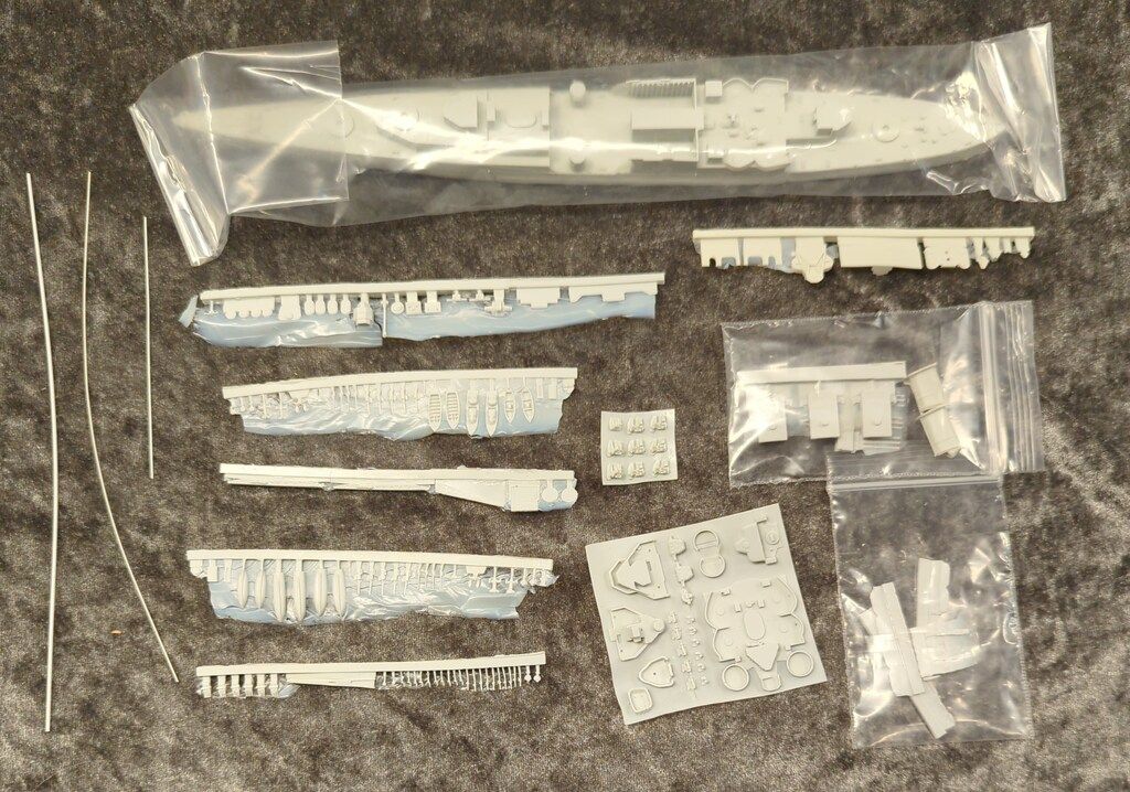 CORSAIR ARMADA レジンキャストキット USS HOUSTON CA 30 CAP 7014