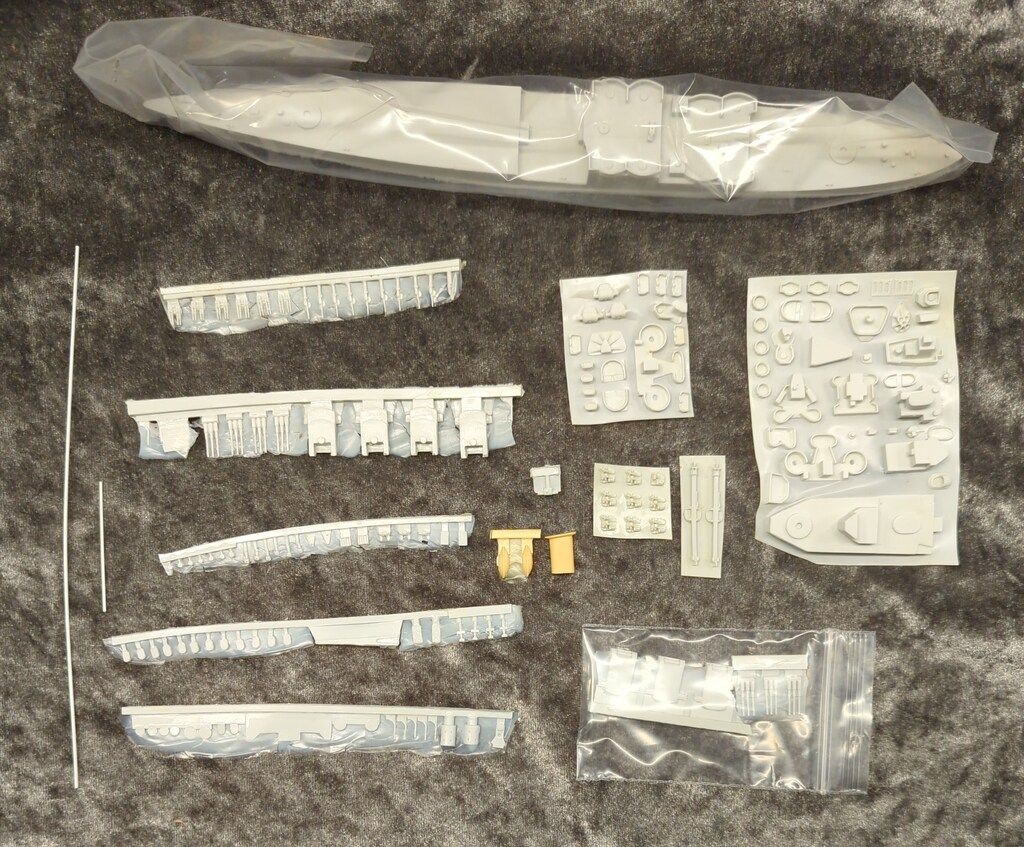 CORSAIR ARMADA レジンキャストキット USS CHICAGO CA 29 1943 CAP 7008