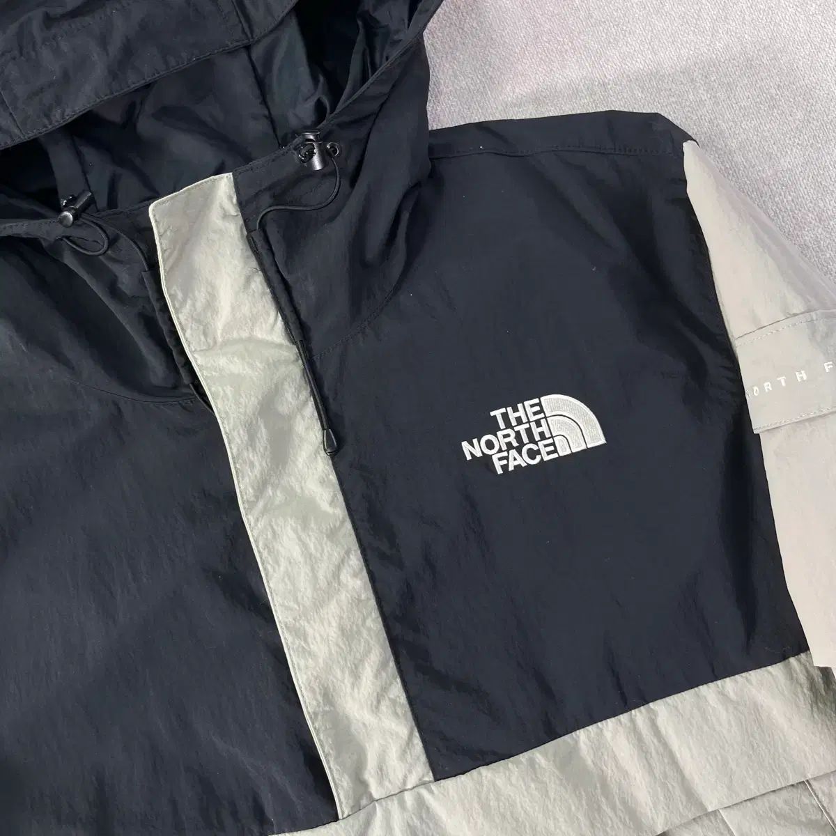 100 ザノースフェイス ホワイトレーベル ニュートンフーディーアノラック ハーフジップ