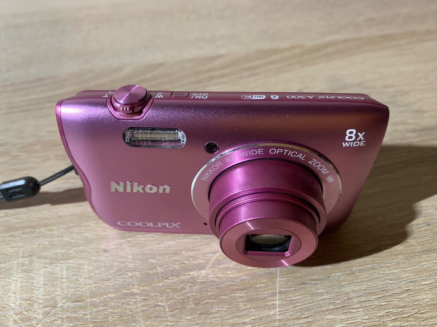 4917 Nikon COOLPIX A300 ピンク デジカメ COOLPIX ニコン コンデジ Nikon A300 ピンク 中古 Wi-Fi搭載 SDカード