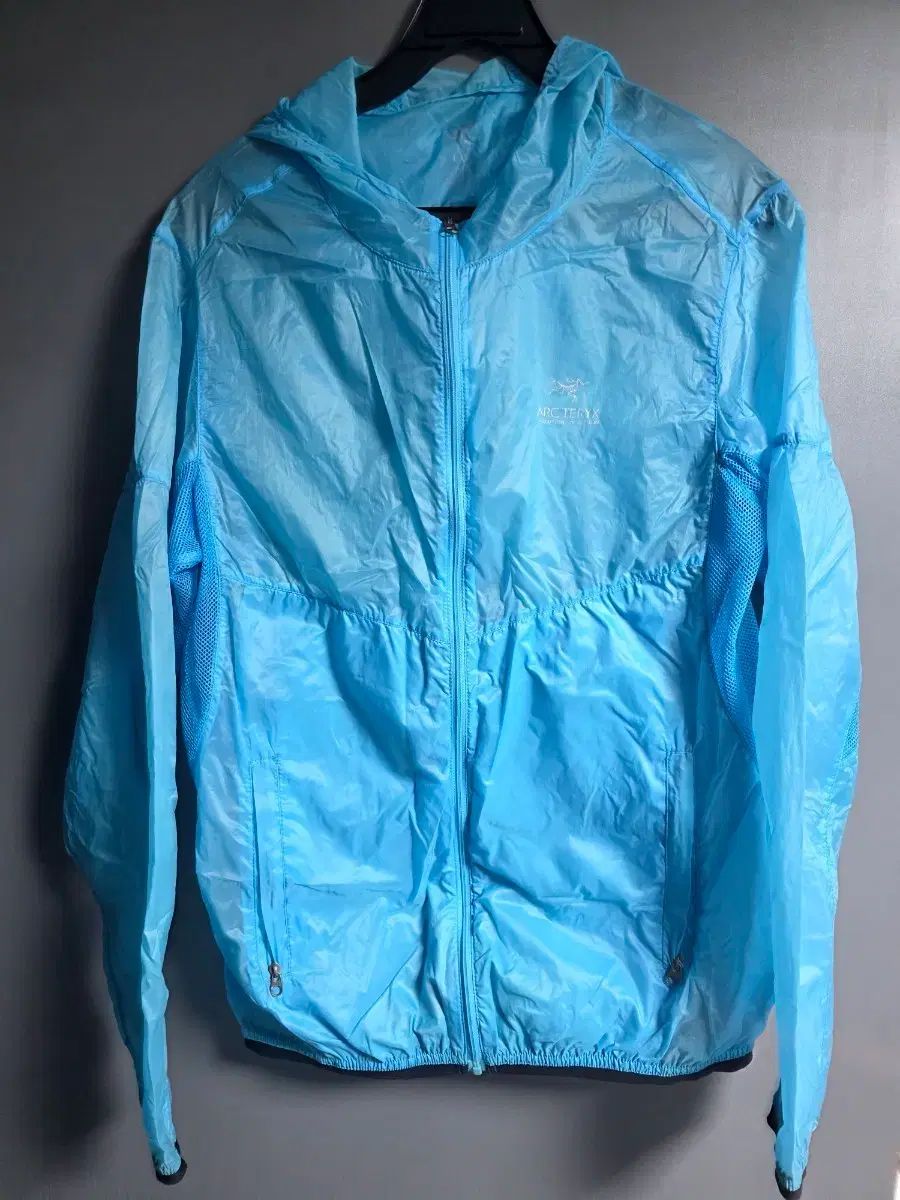 ARC TERYX アークテリクス レディース 軽量 ウィンドブレーカー